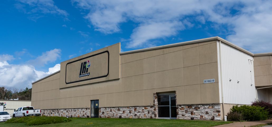 Front of LRI wharehouse in Green Bay, WI